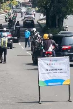 Razia Kendaraan Digelar di Jalan Raya Gunung Batu, Pelanggar Langsung Ditindak