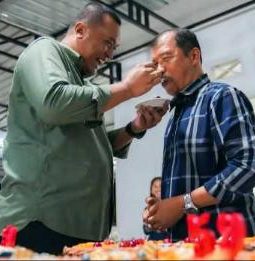 Bupati Toba Hadiri Perayaan Ulang Tahun ke-59 Wakil Bupati Audi Murphy Sitorus, Suasana Penuh Keakraban