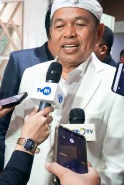 Dedi Mulyadi Usul Hapus Pajak Kendaraan, Jalan Provinsi Jawa Barat Bakal Berbayar