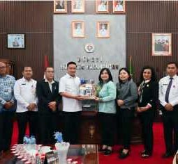 Bupati Humbahas Terima Audiensi RSU Columbia Asia Medan