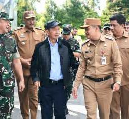 Kasad Jenderal Maruli Simanjuntak Disambut Empat Kepala Daerah di Bandara Internasional Sisingamangaraja XII