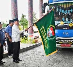 Bupati Humbahas Lepas Kontingen MTQ ke-40 Tingkat Provinsi Sumatera Utara
