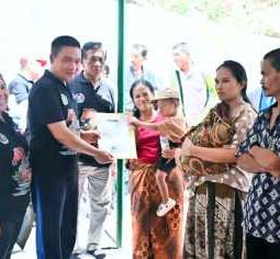 Sambut HUT ke-23 Humbahas, Bupati Kunjungi Dusun Sibual yang Terisolasi di Kecamatan Paranginan