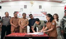 Pemkab dan DPRD Kabupaten Toba Tandatangani Persetujuan Ranperda P.APBD 2026