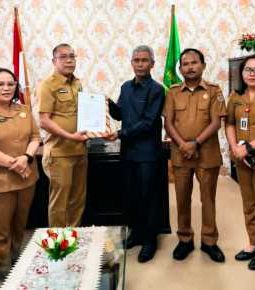 Bupati Humbahas Sampaikan Ranperda APBD Tahun Anggaran 2027