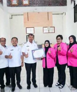 Pemkab Toba dan FJPI Sumut Bahas Promosi UMKM Lokal