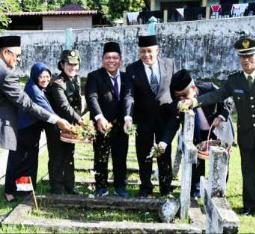 Sekdakab Tapteng Hadiri Ziarah Nasional HUT ke-81 TNI