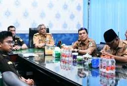 Pemkab Tapteng Perkuat Sinergi Hukum dan Pendidikan Bersama Kejari Sibolga