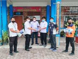 Pemerintah Humbahas Bagikan Masker kepada Anak Sekolah Ditengah Kabut Asap