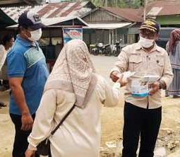 Antisipasi Dampak Kabut Asap, Dishub Tapteng Edukasi Warga dan Bagikan Masker